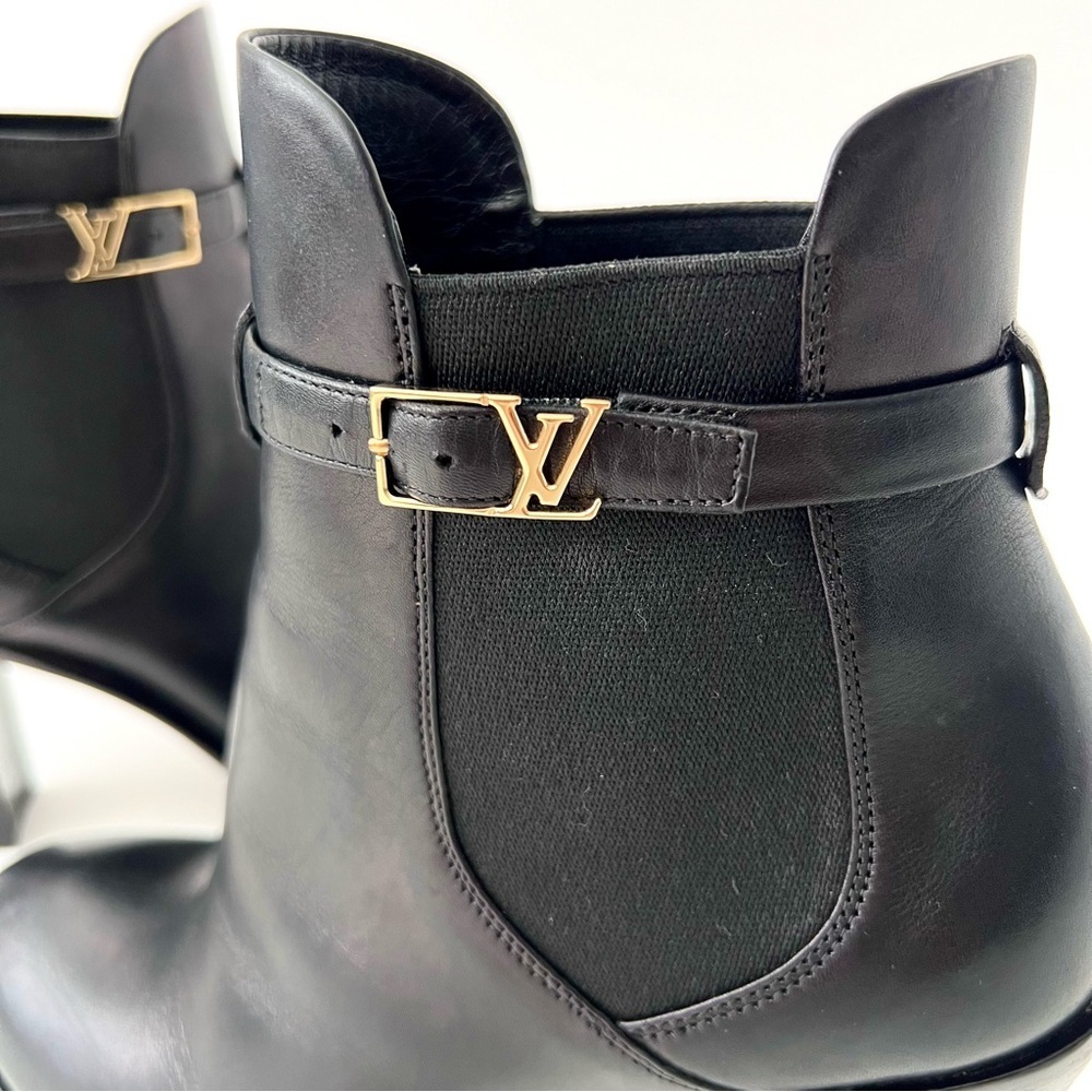 LOUIS VUITTON | Black Leather Ankle Booties LV Logo Buckle Block Heel EU 37 - Picture 10 of 15